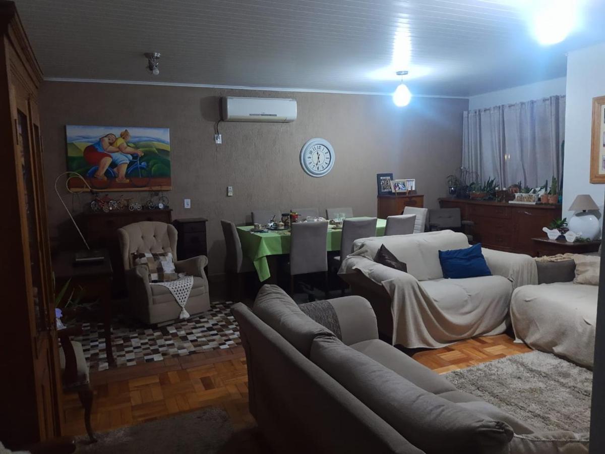 Homestay Casa E Atelie De Pintura Neiva Mario *